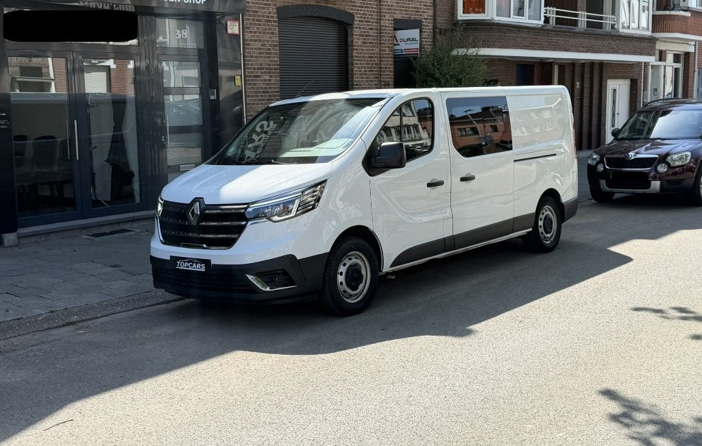 Renault Trafic 2.0dCi ***Dubbele Cabine lange chassis(L2)***, Voorwielaandrijving, Lichtsensor, 4 cilinders, 2500 kg