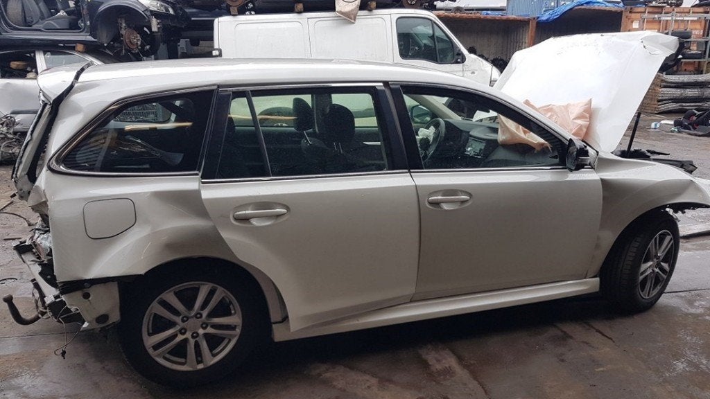 PORTIERRUIT RECHTS ACHTER Subaru Legacy Wagon (BR), Auto-onderdelen, Subaru, Gebruikt, Subaru Deutschland GmbH, Emil-Frey-Straße 6
61169  Friedberg, DE