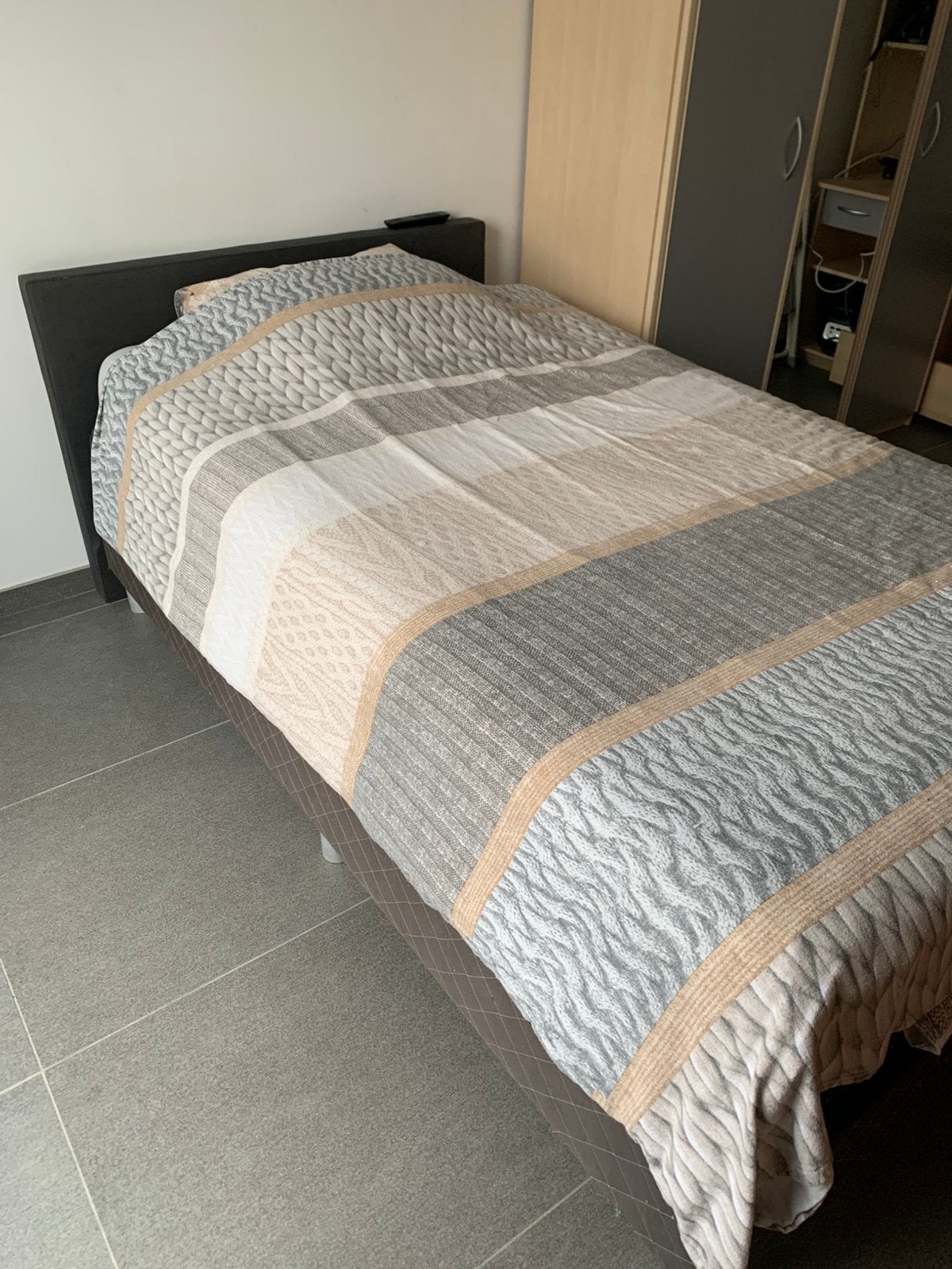 Bed120x200, Ophalen, Zo goed als nieuw, Twijfelaar, 200 cm