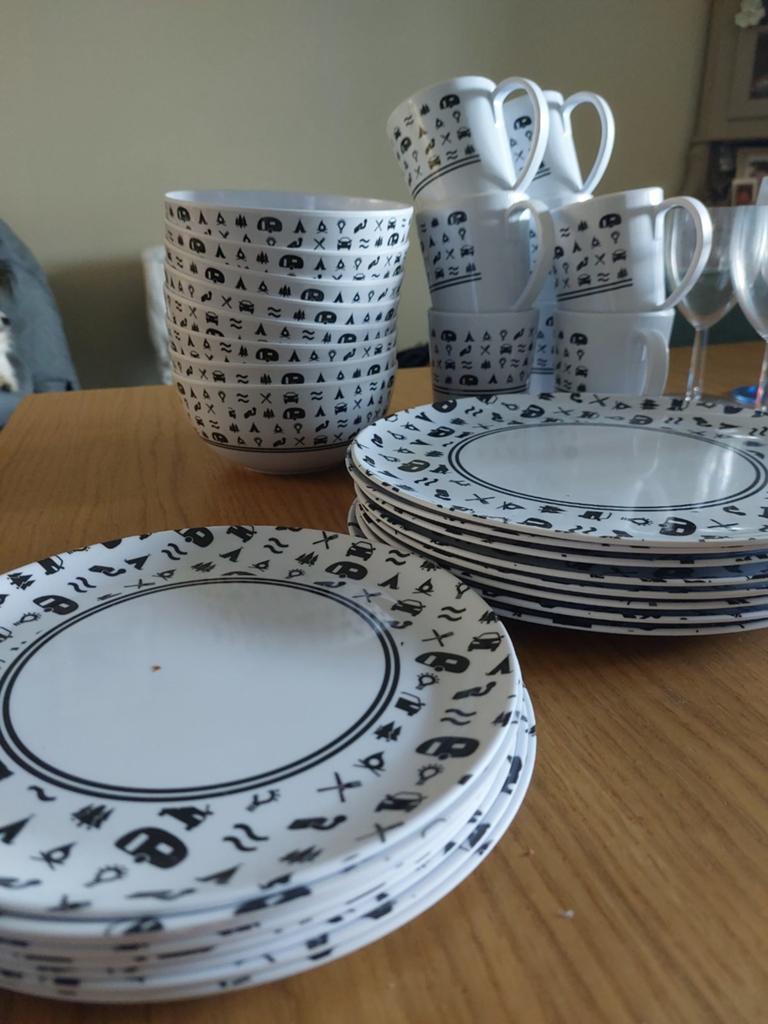 Servies kamperen, Caravans en Kamperen, Ophalen