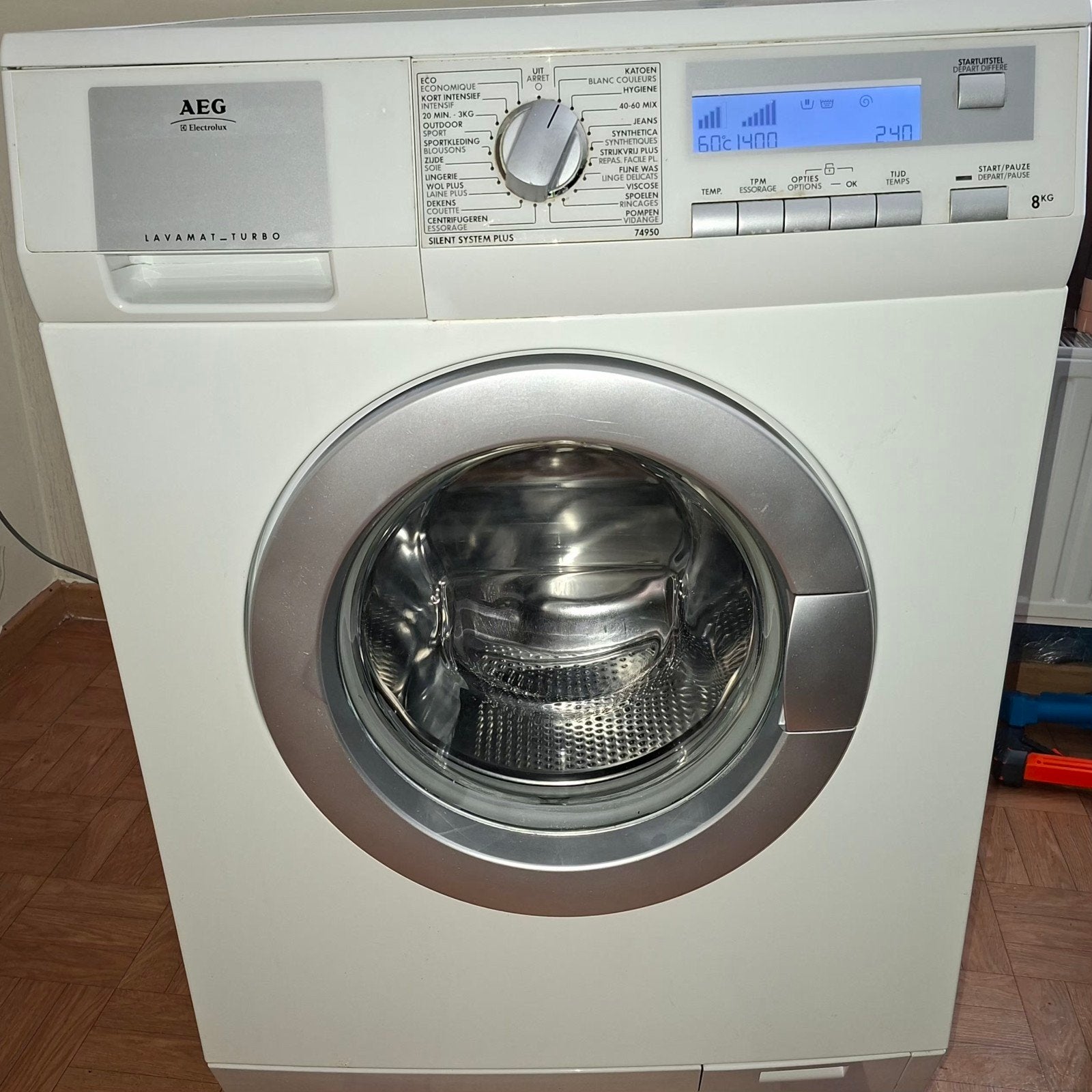 Machine à laver AEG 8kg 140€, Electroménager, Enlèvement