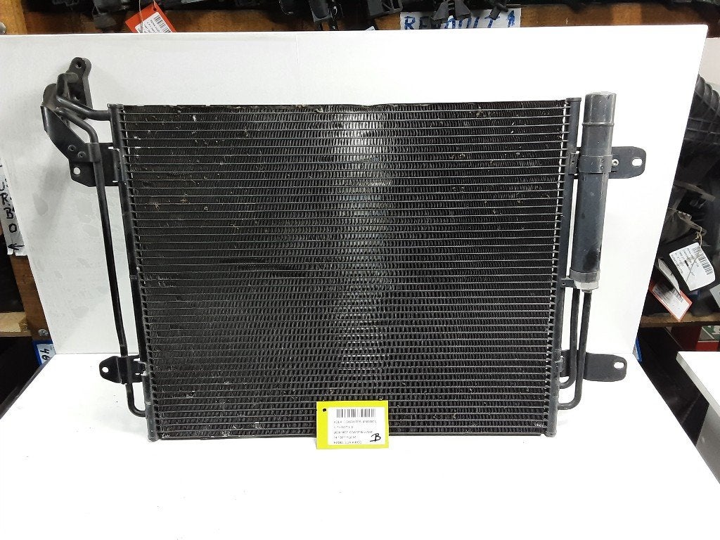 RADIATEUR CLIMATISATION Tiguan (5N1 / 2) (5N0820411E), Volkswagen, Mevr. I. Hauben, Utilisé, Rue de l'Espoir 34 34
4030  GRIVEGNÉE, BE