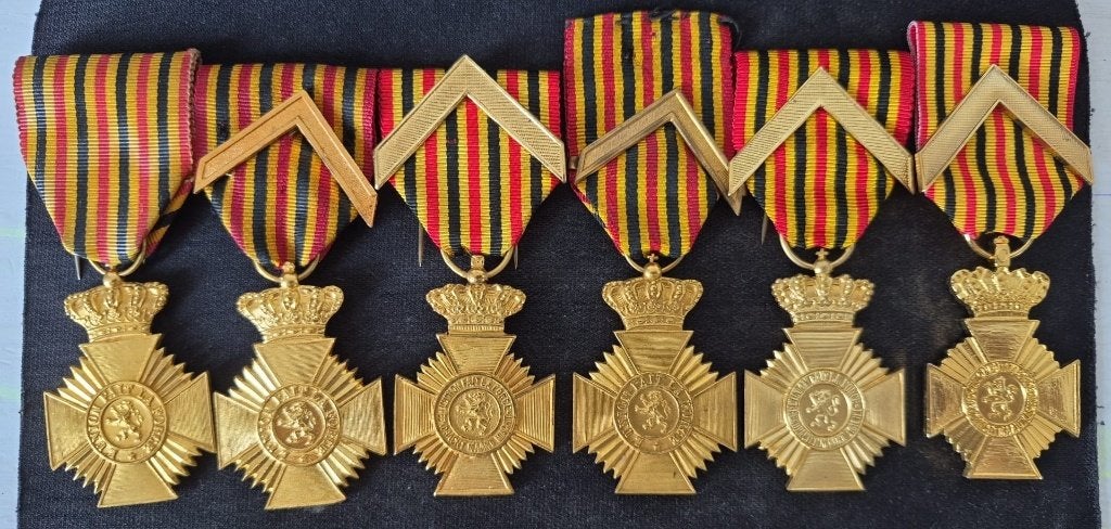 Lot de Médailles Militaires belges de 1ère classe– variantes, Enlèvement, Autres