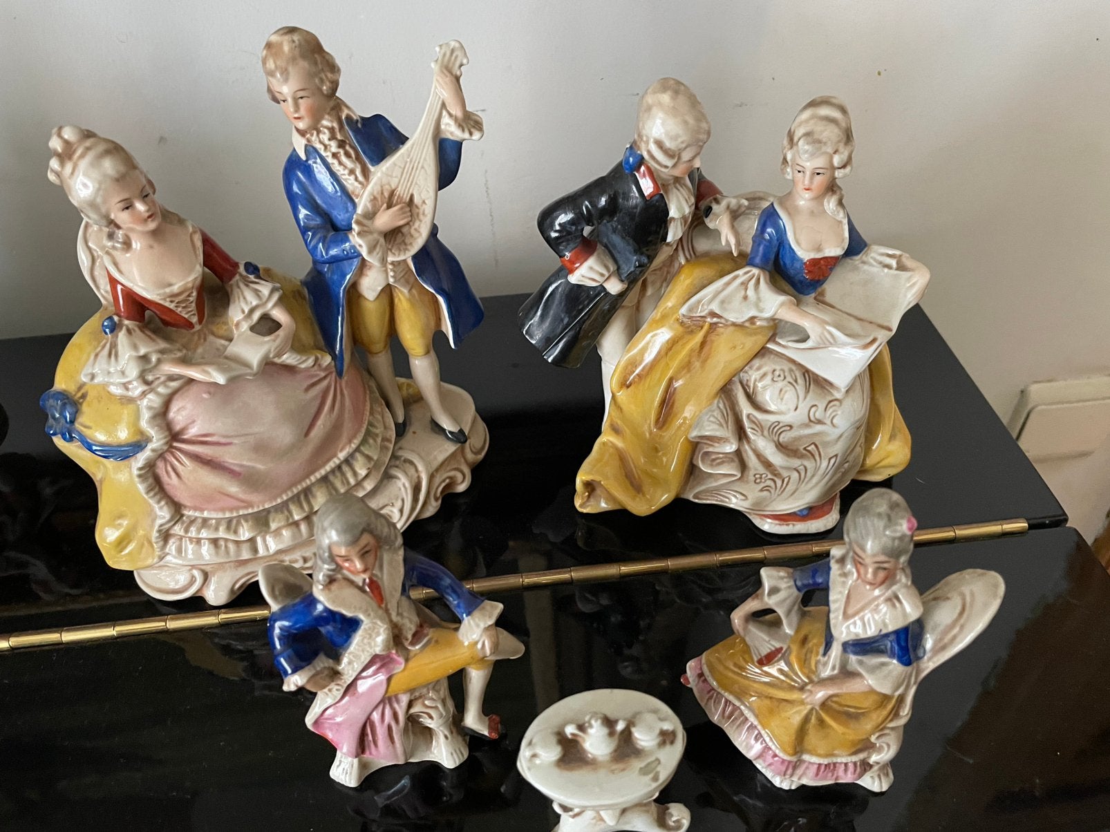 Antiek porseleinen beeldengroep, Antiek en Kunst, Ophalen