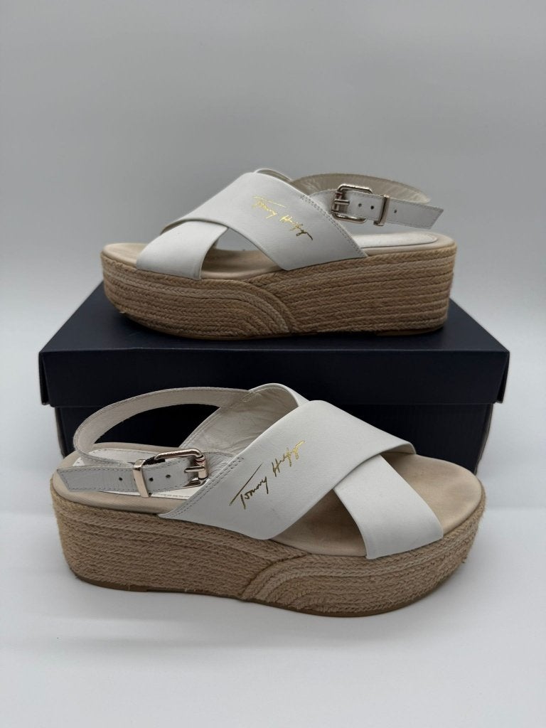 Sandale en cuir blanc, Maison & Meubles, Armoires | Vitrines, Envoi, Utilisé, Classic