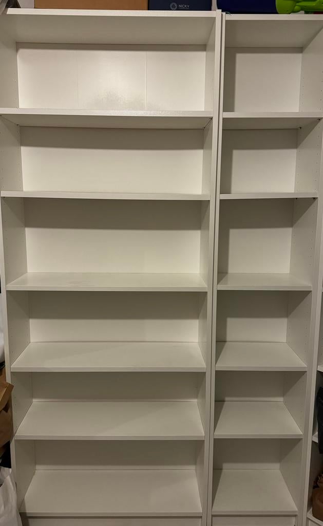 Bibliothèque billy ikea, Enlèvement, Comme neuf