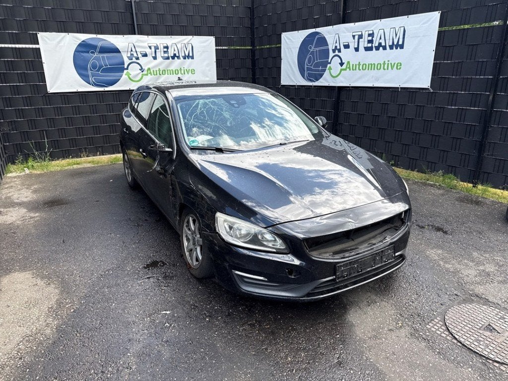 CAPOT Volvo V60 I (FW / GW) (|31335350|31335883|), Info@volvocars.com, Volvo Car Germany GmbH, Capot moteur, Siegburger Straße 229
50679  Köln, DE