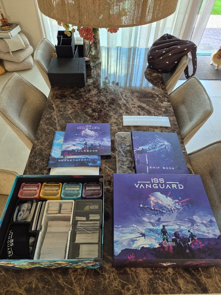 ISS Vanguard bordspel, Enlèvement ou Envoi, Comme neuf, Awaken Realms