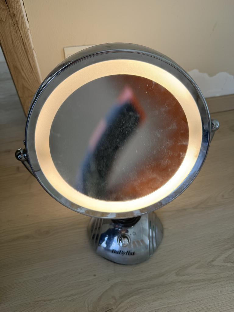 Make-up spiegel met licht, Handtassen en Accessoires, Uiterlijk | Cosmetica en Make-up, Ophalen of Verzenden, Gebruikt, Gehele gezicht