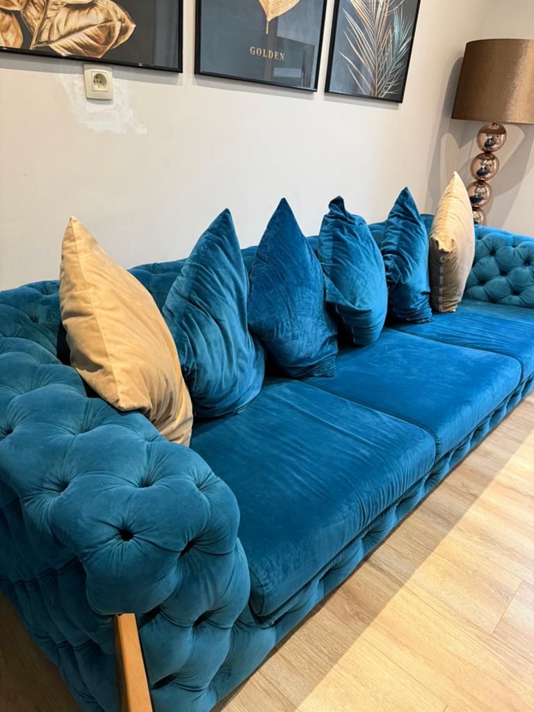 Salon avec table et fauteuil, Enlèvement, Comme neuf