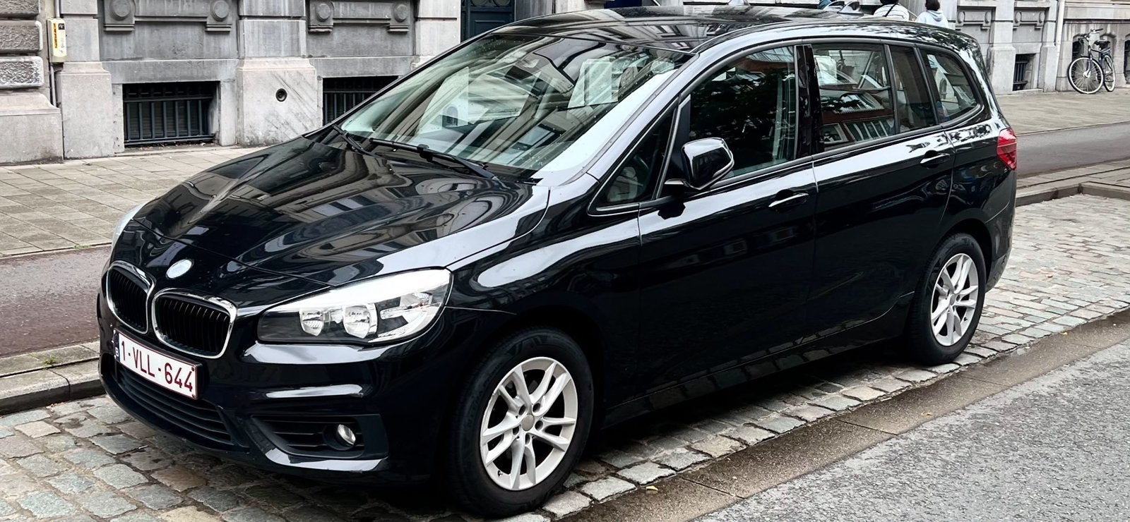 Bmw grand tourer a vendre, Auto's, Monovolume, 1600 cc, Zwart, 5 deurs