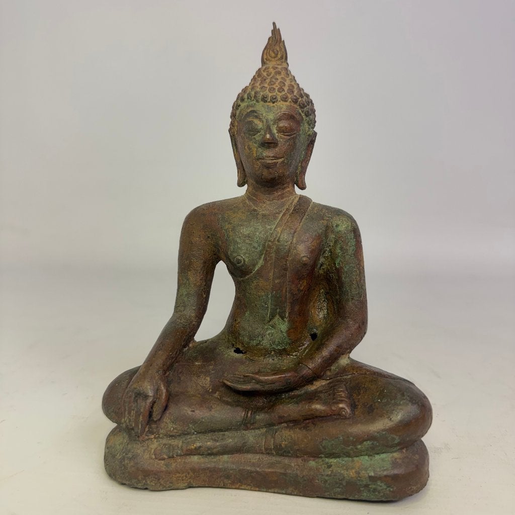 Bouddha Shakyamuni assis en bronze thaïlandais antique, Enlèvement ou Envoi, Bronze