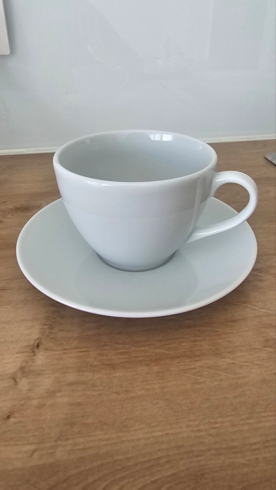 KOFFIE SET - 18 STUKS (9 TASSEN EN 9 ONDERZETTERS), Verzamelen, Ophalen