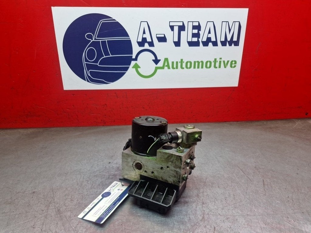 ABS POMP Mercedes-Benz S (W220) (|A0044314612|), Robert Bosch AG, Gebruikt, Mercedes-Benz, Robert-Bosch-Allee 1
74232  Abstatt, DE