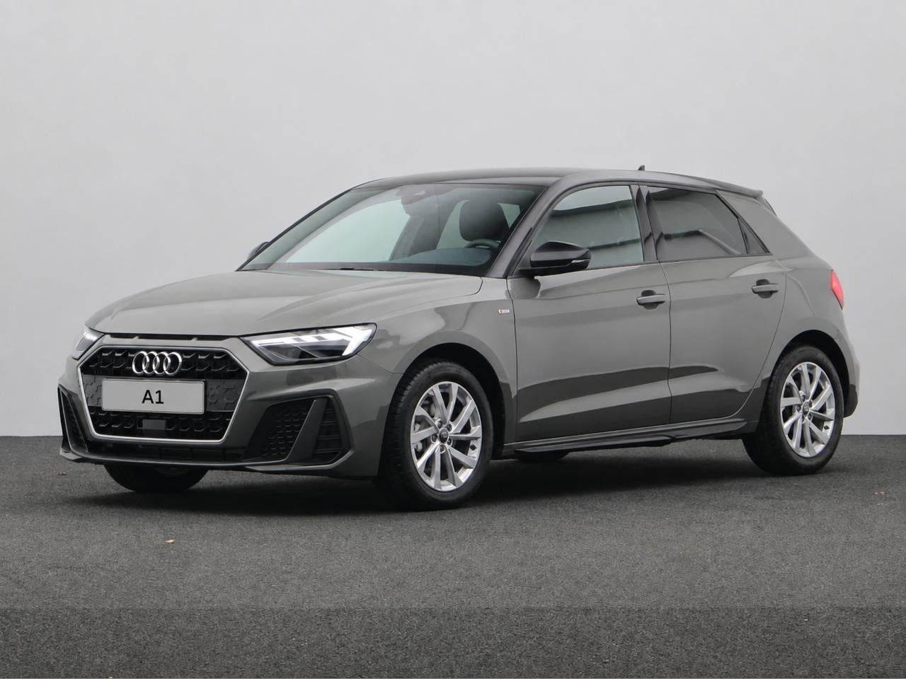 Audi A1 Sportback 25 TFSI Prestige Edition S tronic, Automaat, A1, Geheel digitaal combi-instrument, 127 g/km