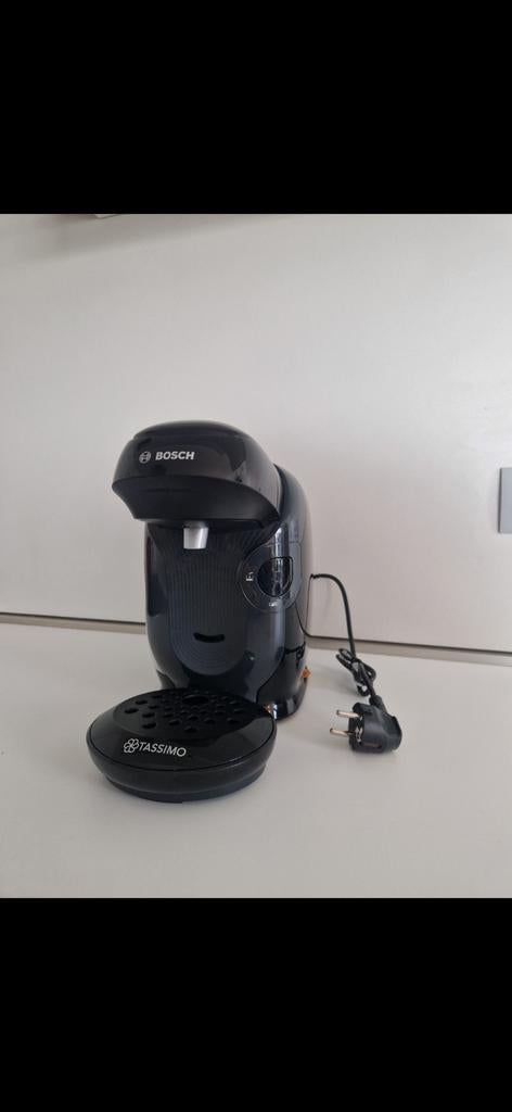 Machine à café Tassimo, Electroménager, Réservoir d'eau amovible, Enlèvement ou Envoi, Dosettes et capsules de café, Comme neuf