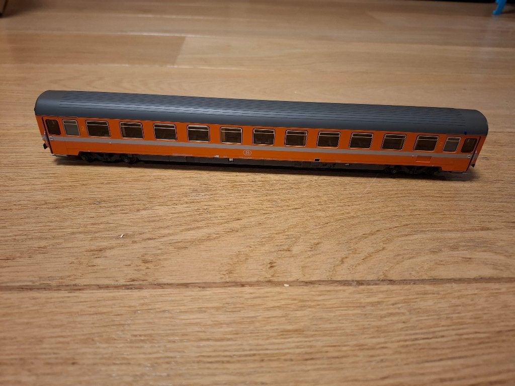 LS Models 42305 - voiture 2ème classe SNCB, Enlèvement, Comme neuf, Wagon, Autres marques