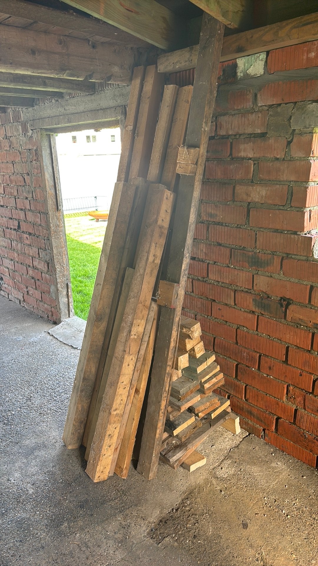 Gratis hout, Enlèvement, Comme neuf