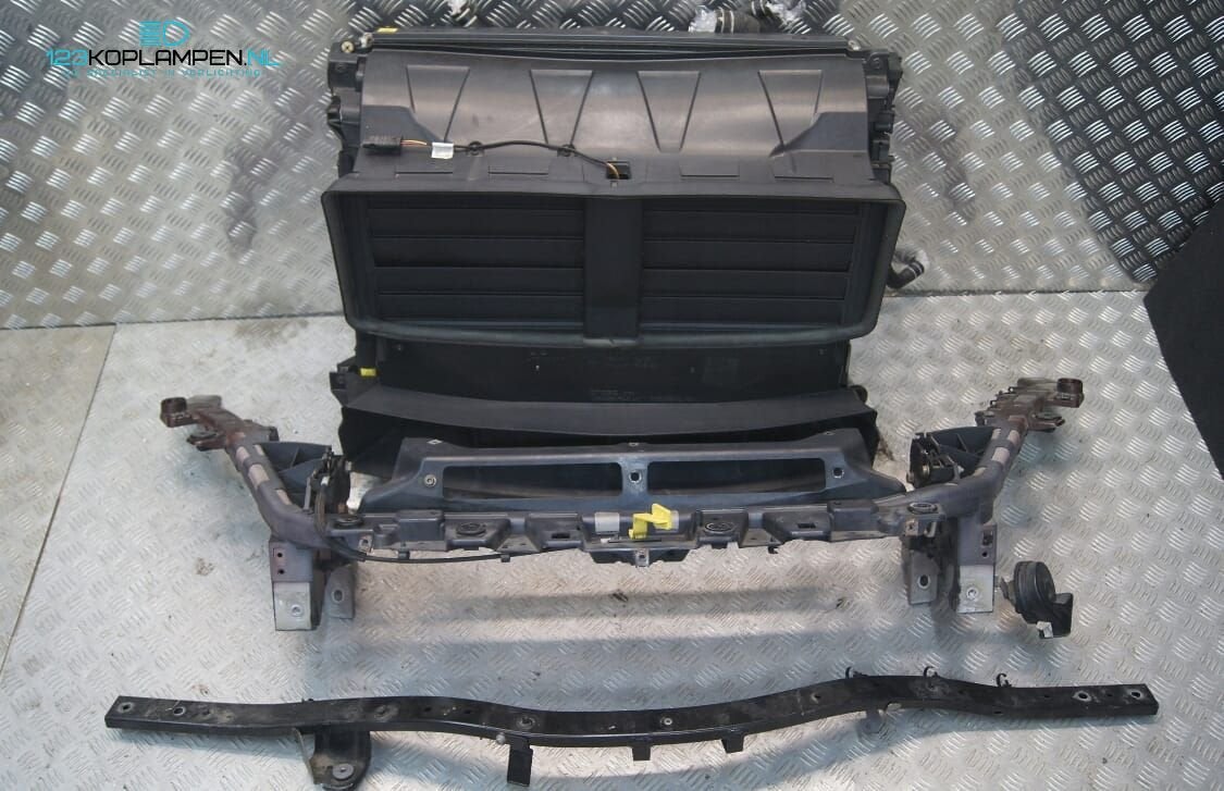 Maserati Levante voorfront koelerpakket radiateur, Auto-onderdelen, Carrosserie, Bumper, Maserati, Gebruikt, Ophalen