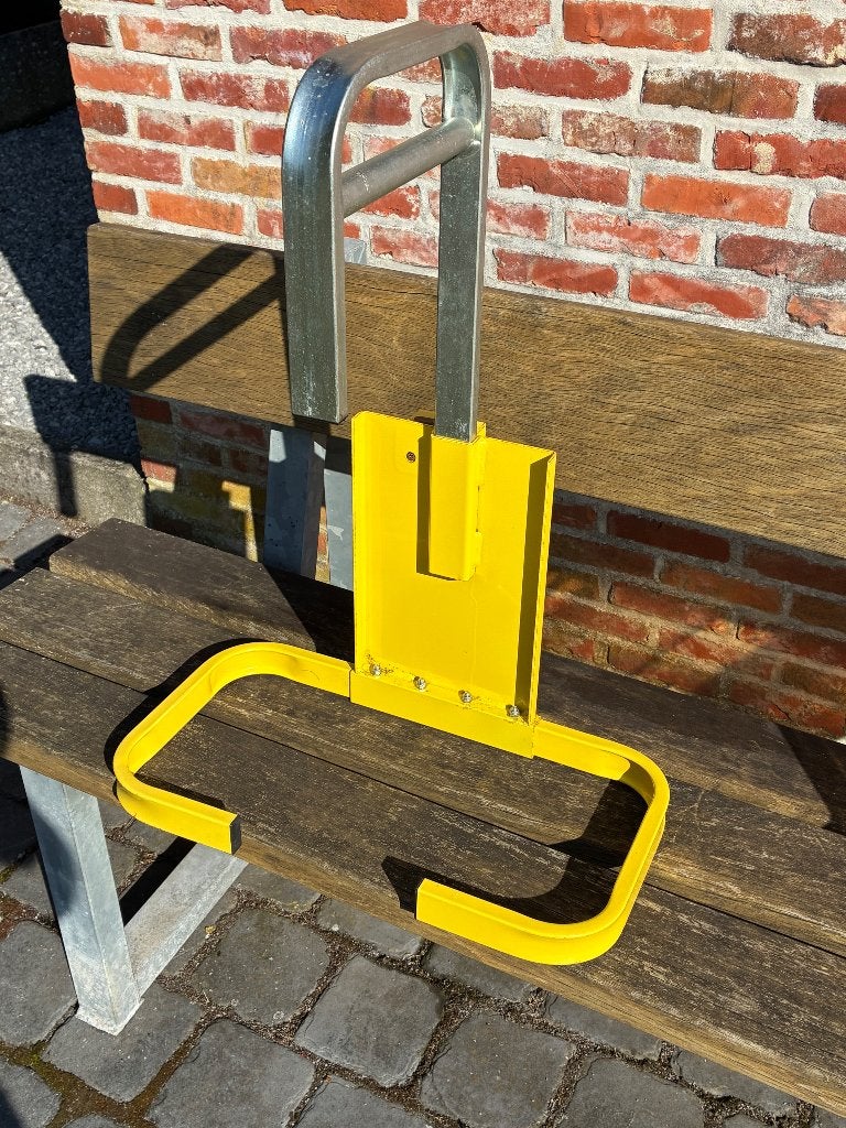 Wielklem, Auto diversen, Ophalen
