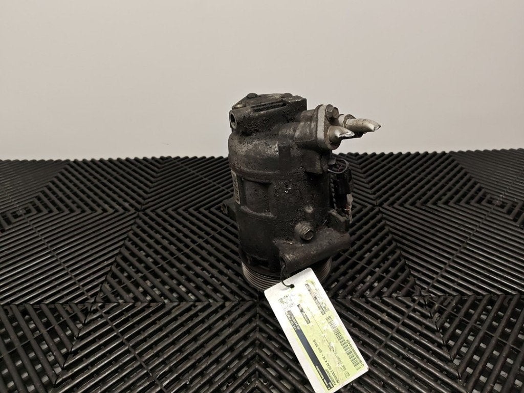 AIRCO POMP Clio IV Estate / Grandtour (7R) (|926000217R|), Gebruikt, Renault, Valeo, 100, rue de Courcelles
75017  Paris, FR