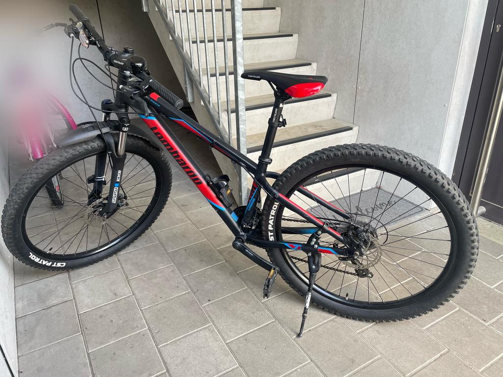 Btwin Rockrider ST100 MTB 27.5” Topstaat – Weinig gebruikt, Fietsen en Brommers, Fietsen | Mountainbikes en ATB, Ophalen, Zo goed als nieuw