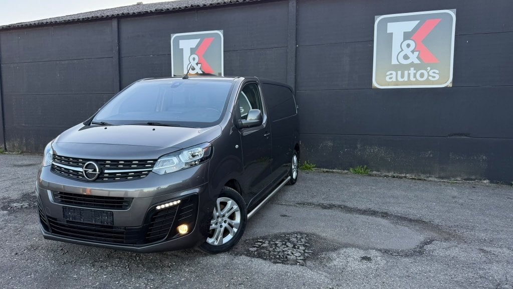 Opel Vivaro 2.0D 2020 Automat, Auto's, Automaat, Vivaro, Leder, Bedrijf