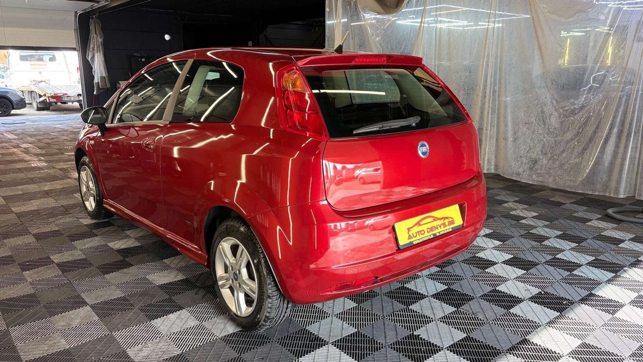 Fiat Punto 1.2i 16v benzine AUTOMATIQUE bj. 2007 107.610km, Automaat, Stof, Gebruikt, 1242 cc