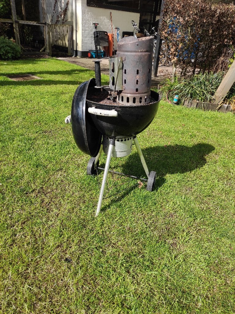 Weber kettle bbq -  47cm met snelstarter, Tuin en Terras, Ophalen, Gebruikt, Met accessoires