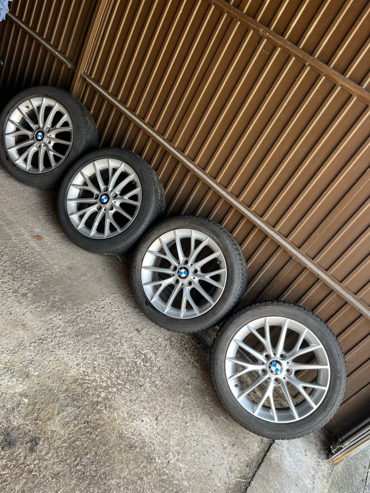 Jantes bmw origine 17 pouces bons pneus, Autos : Pièces & Accessoires, Pneus & Jantes, Enlèvement, 17 pouces, Pneu(s)