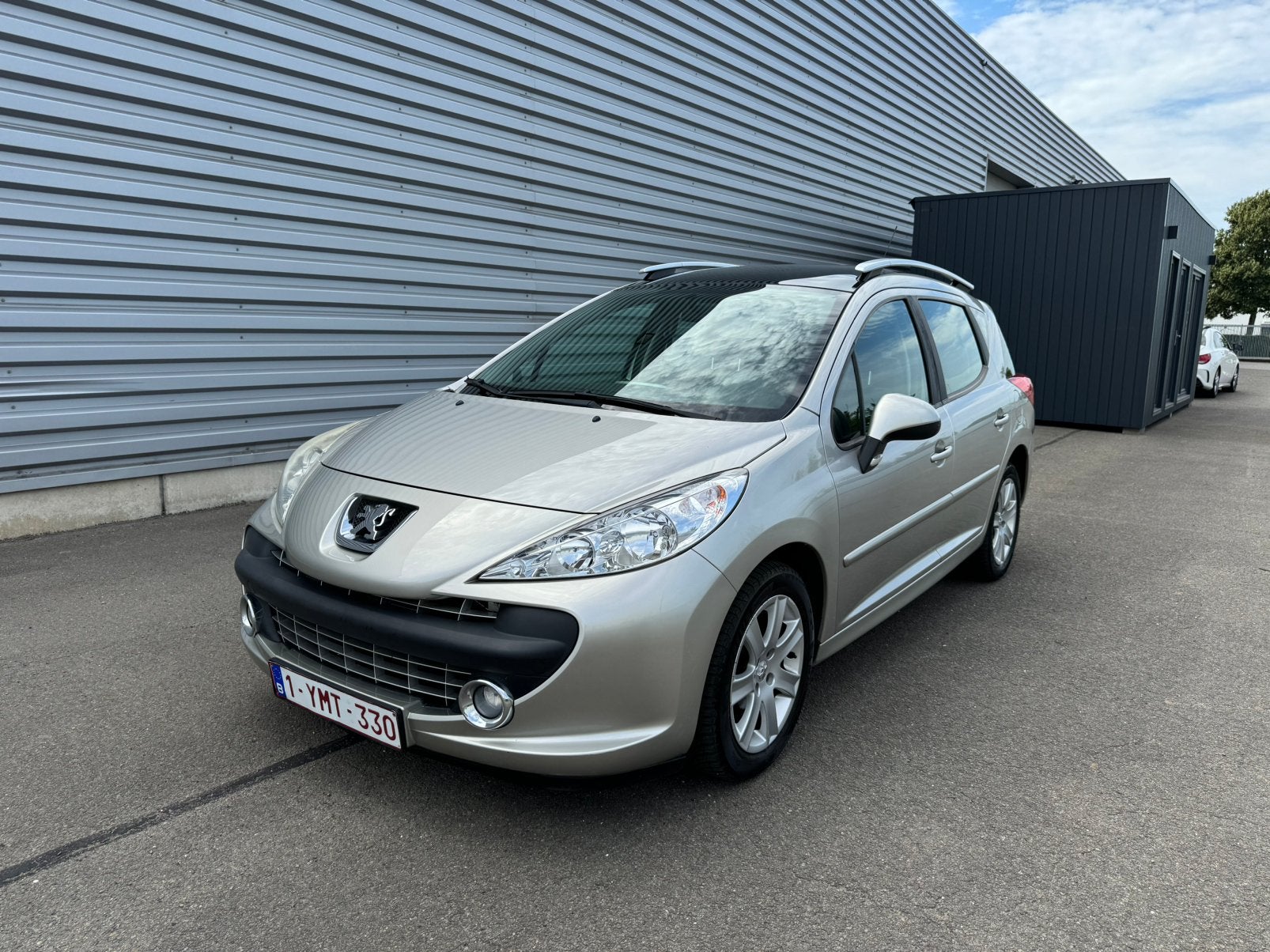 Peugot 207 1400cc benzin gekeurd vvk met carpass, Autos, Achat, Entreprise, 5 portes, Tissu
