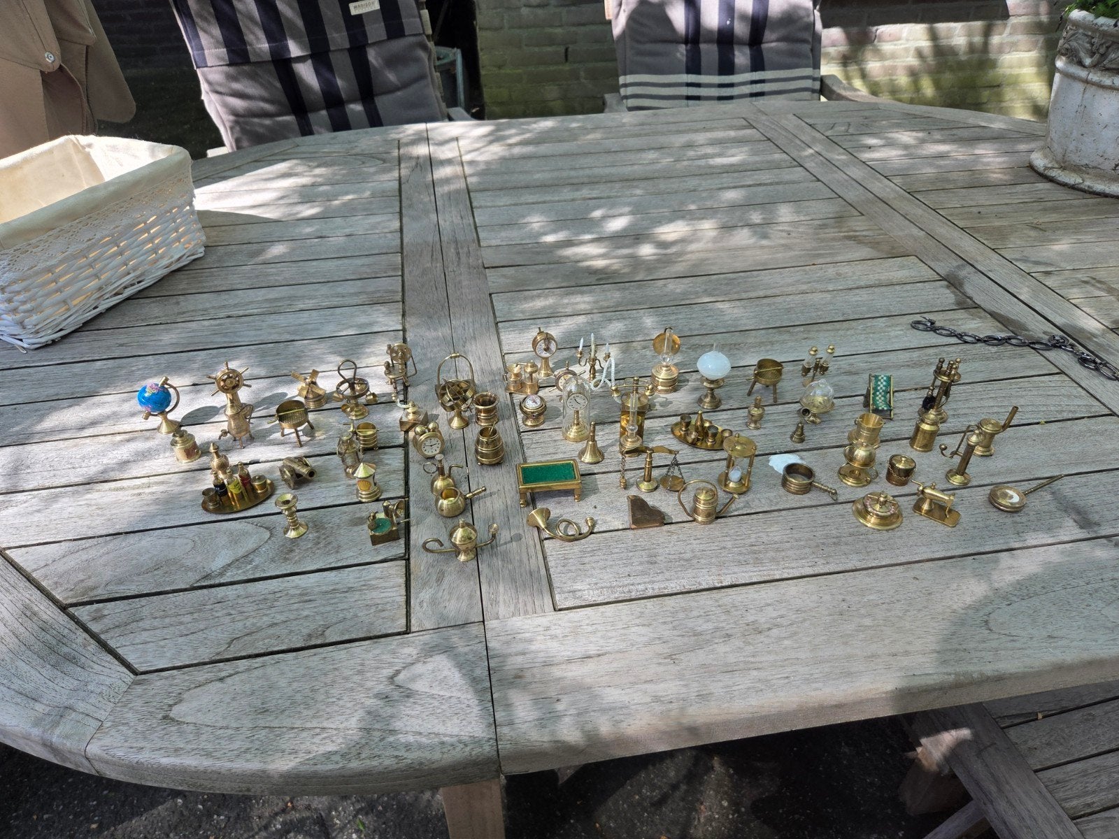 60 bronzen koperen miniatuur voorwerpen, Verzamelen, Poppetjes en Figuurtjes, Ophalen