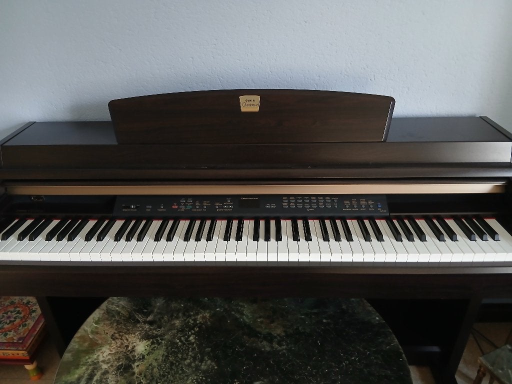 Electronische Piano Yamaha Clavinova, Muziek en Instrumenten, Ophalen, Bruin, Digitaal, Zo goed als nieuw