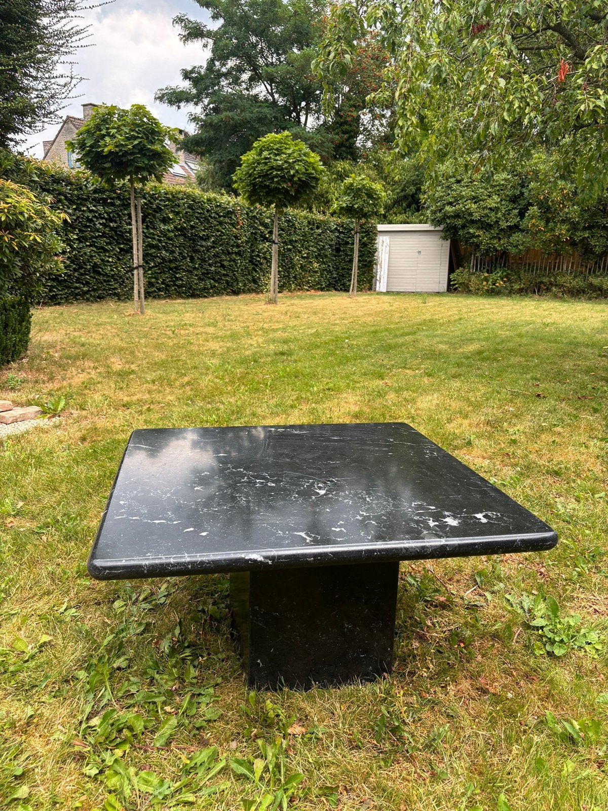 Zwarte marmeren salontafeltjes, Huis en Inrichting, Tafels | Salontafels, Ophalen, Overige materialen, 50 tot 100 cm, Vierkant