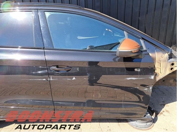 Portier 4Deurs rechts-voor van een Skoda Enyaq IV (Enyaq 21-, Auto-onderdelen, Carrosserie, Deur, Skoda, Gebruikt, 3 maanden garantie