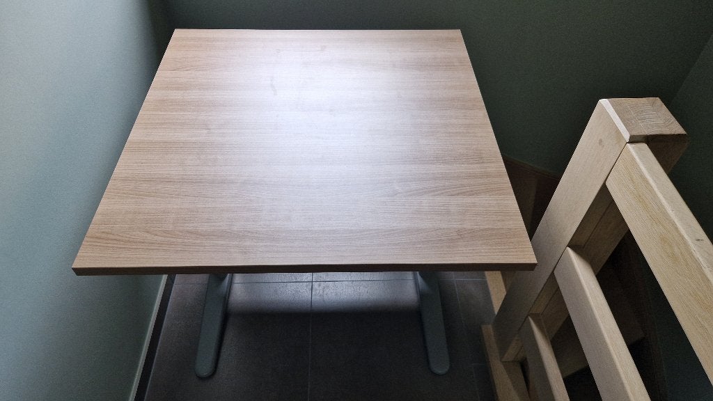 Bureau 80x80cm kantoorkwaliteit, Comme neuf, Enlèvement, 80 cm, 80 cm