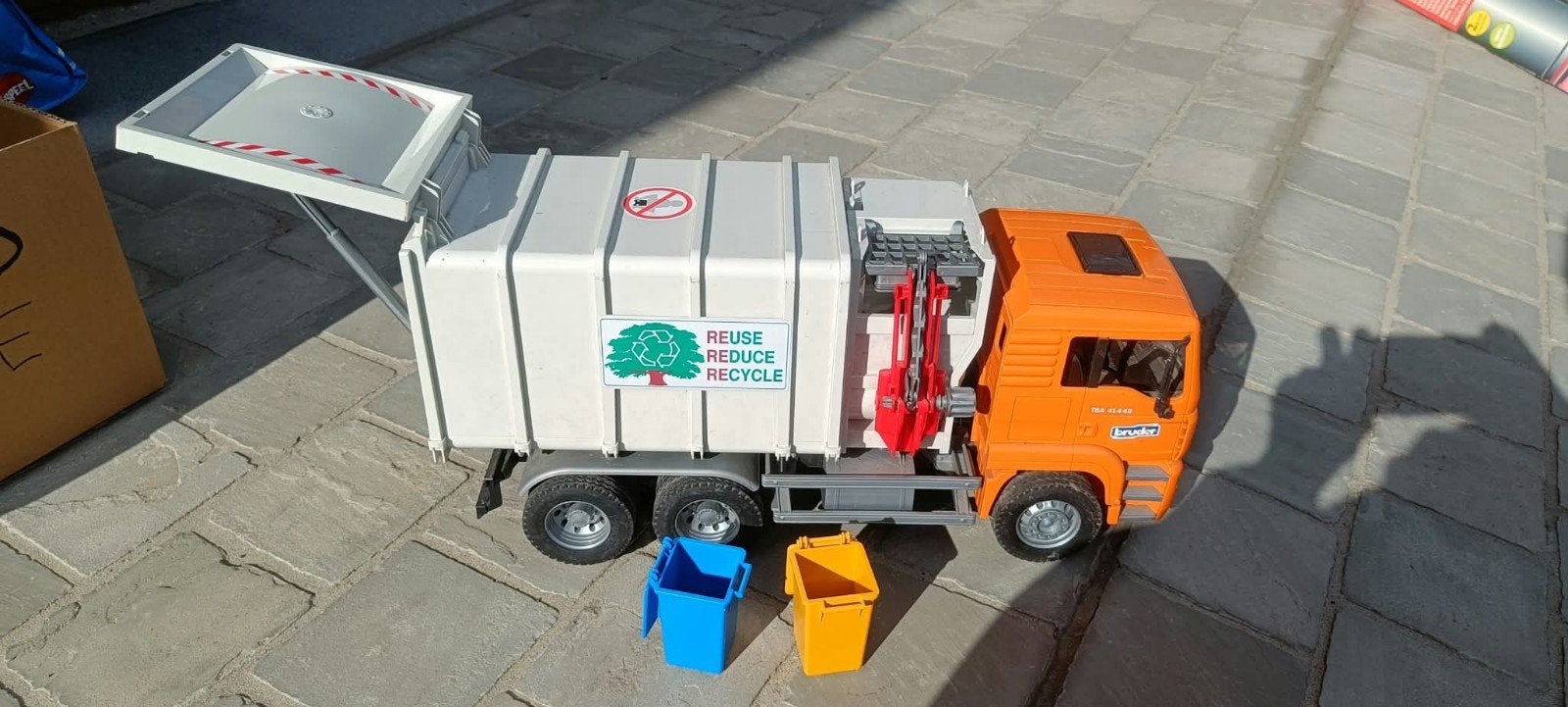 Grote Vrachtwagen met bijhorende bakken., Ophalen, Zo goed als nieuw