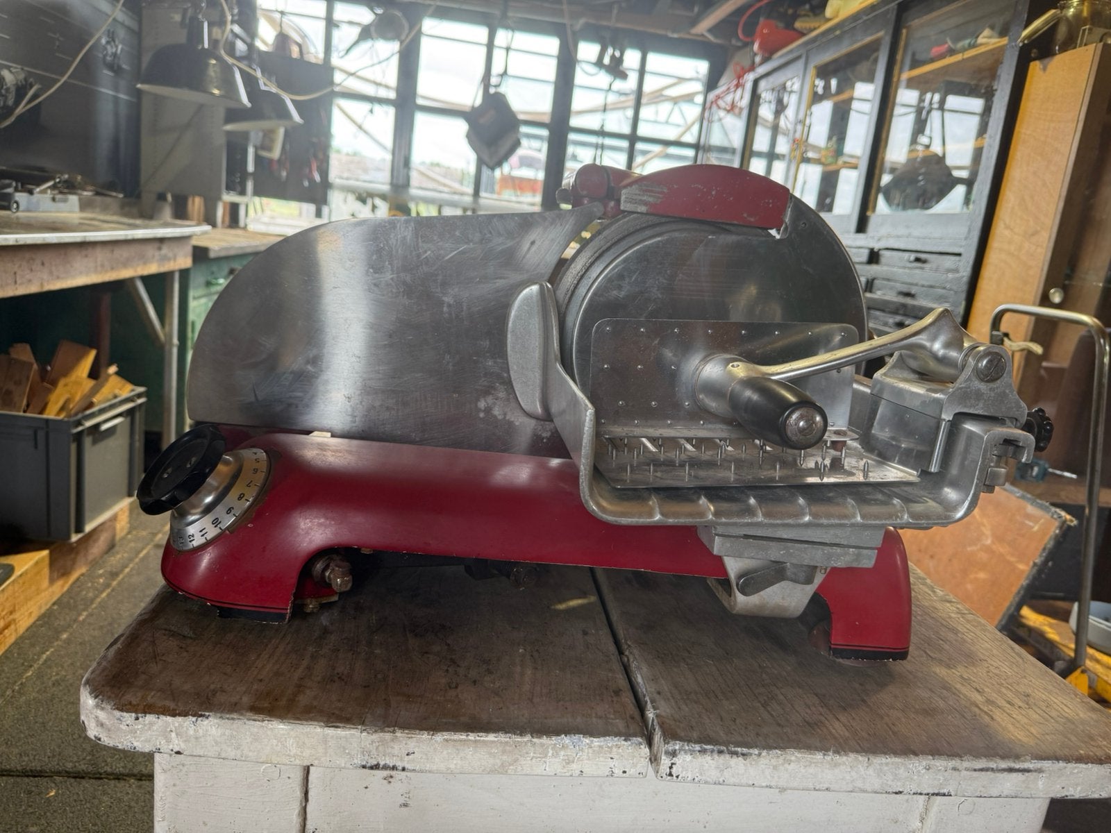 Berkel 114, Enlèvement