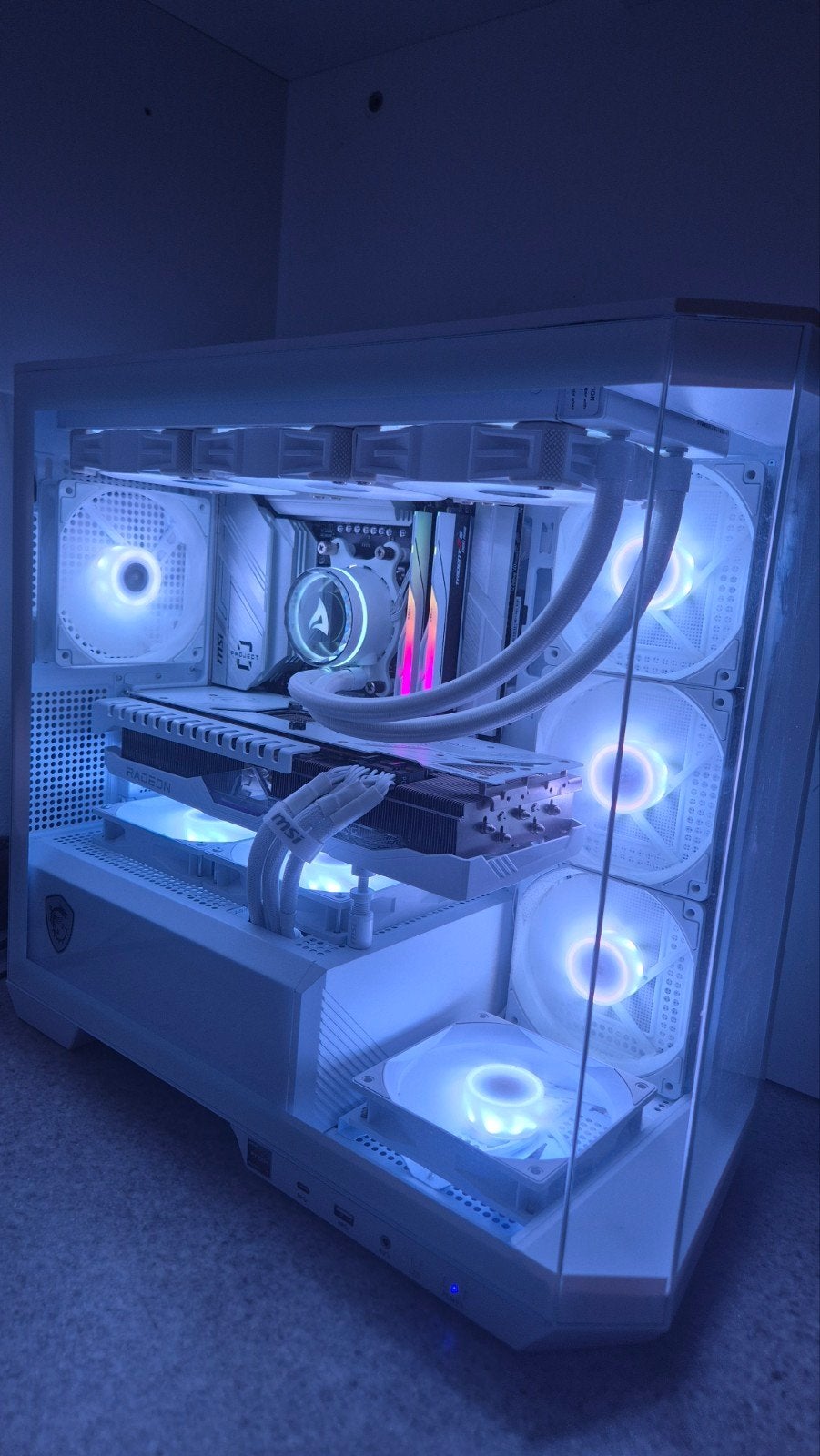 Msi Gaming PC RX 7900XT 20GB Ryzen 7 7800X3D 32GB DD5 CL30 !, Computers en Software, Desktop Pc's, Ophalen of Verzenden, Gaming