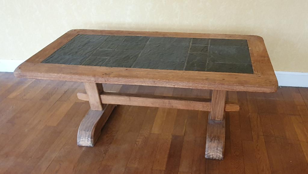 Table basse années 60, Enlèvement