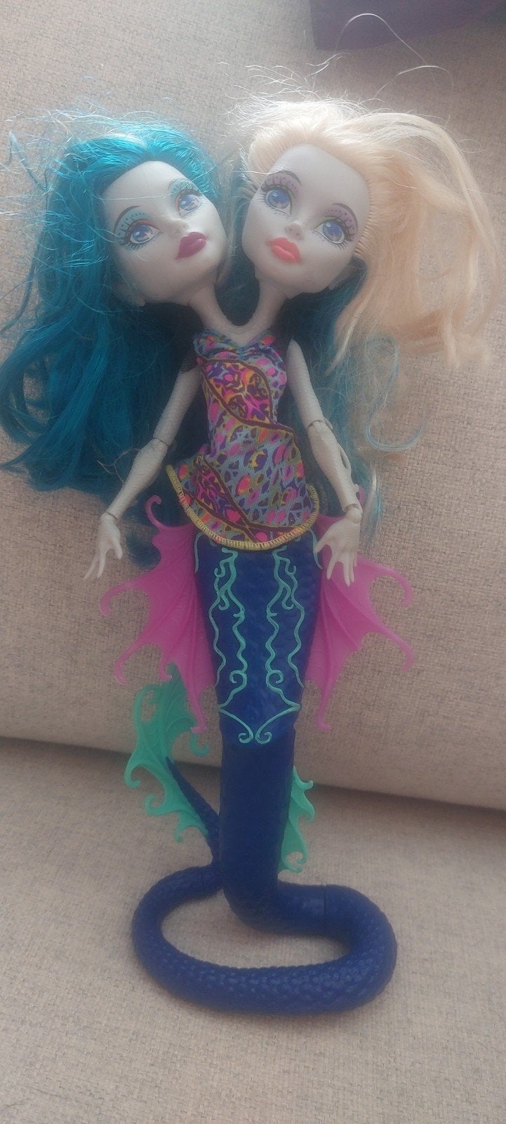 monster high  la poupée Peri et Pearl Serpentine, Enlèvement ou Envoi, Poupée