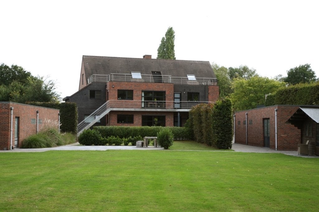 Meergezins of kangoeroe woning of vrije beroepen, Immo, Turnhout, Overige soorten, Beerse, 1500 m² of meer