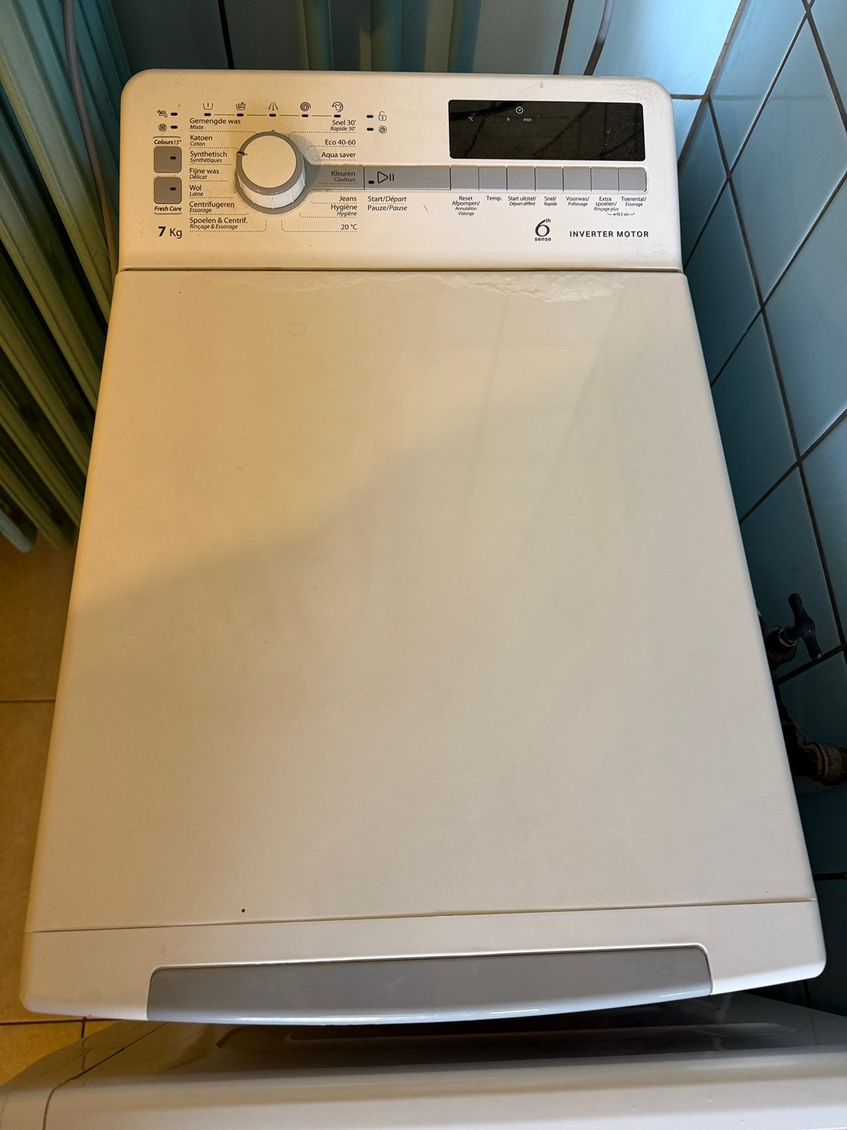 Machine à laver Whirlpool 7 kg, Electroménager, Enlèvement, Comme neuf, Élévateur