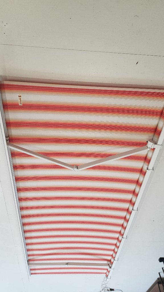 Zonnescherm nieuw elektrisch, 450 cm of meer, Ophalen of Verzenden, 150 tot 300 cm, Knikarmscherm