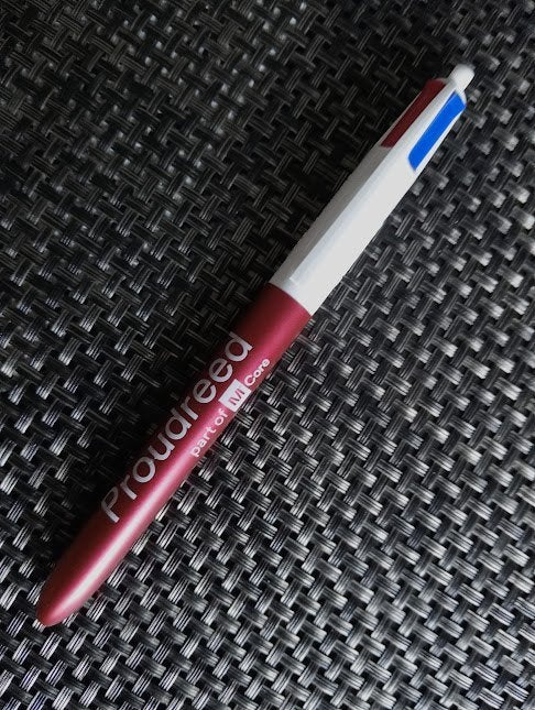 Bic 4 couleurs, Collections, Neuf, Autres marques, Enlèvement ou Envoi, Stylo à bille