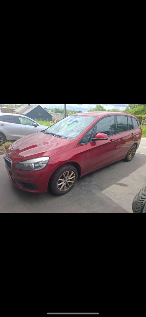 BMW 216D année 2016 7 places embreyage en panne roule pas, Achat, Euro 6, 7 places, Boîte manuelle