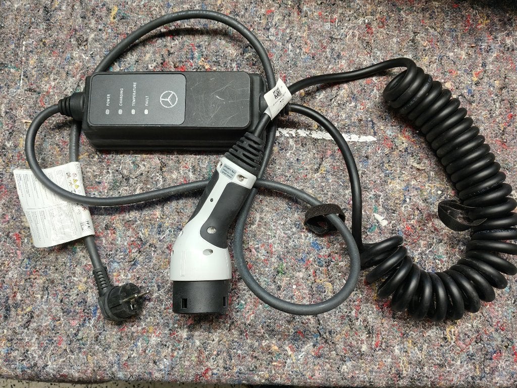 câble recharge, Auto diversen, Ophalen, Zo goed als nieuw, Laadkabel