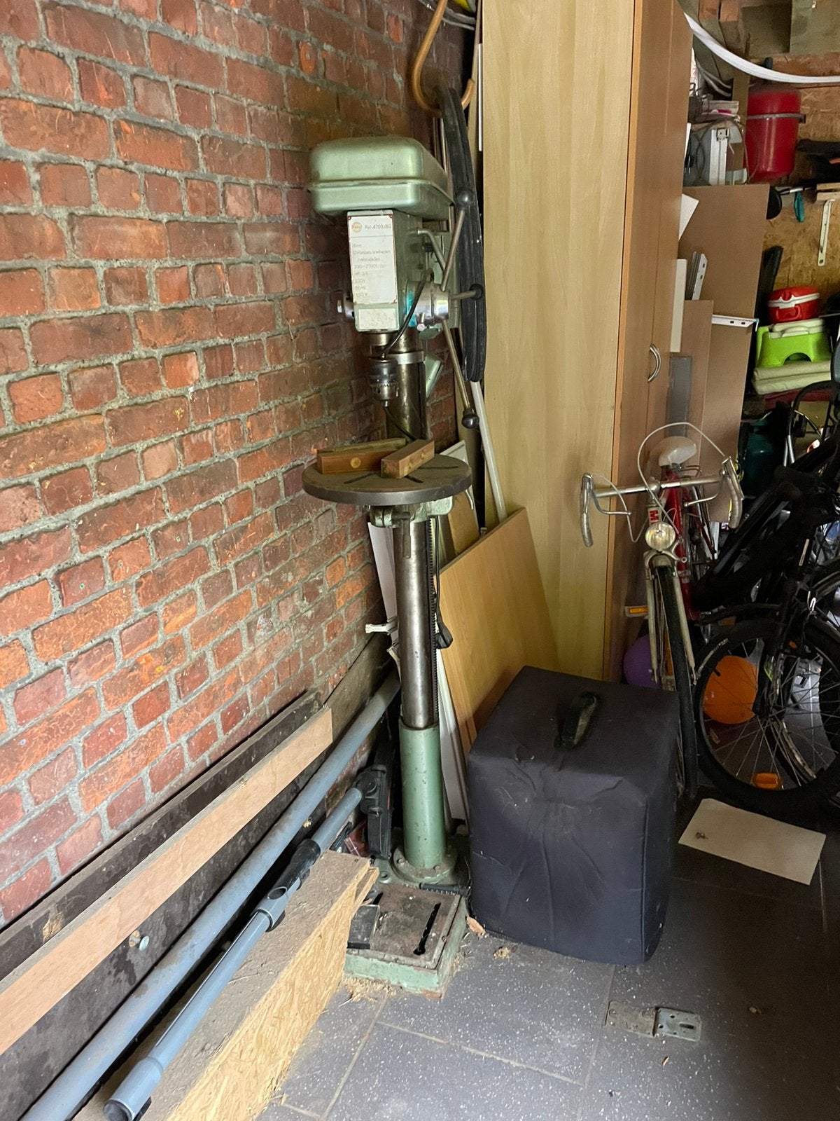 kolonboormachine, Bricolage & Construction, Éclairage de chantier, Enlèvement, Comme neuf