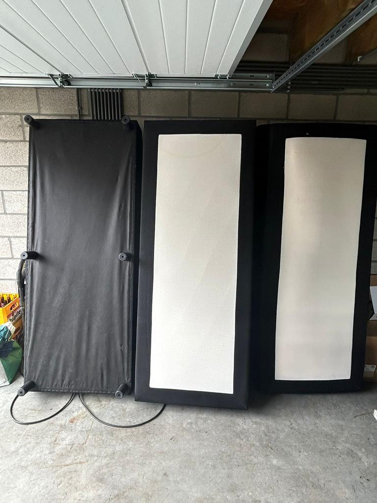 Zwarte boxspring met topper, Doe-het-zelf en Bouw, Deuren en Vliegenramen, Ophalen, Zo goed als nieuw