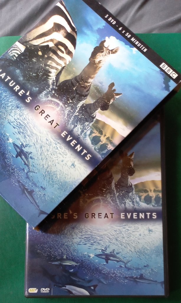 Les grands événements de la nature (3 disques), CD & DVD, DVD | Documentaires & Films pédagogiques, À partir de 6 ans, Comprend un boîtier